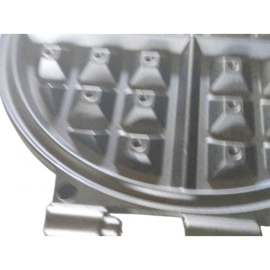 Chapa Antiaderente Com Resistência 127v Golden Waffle 751315
